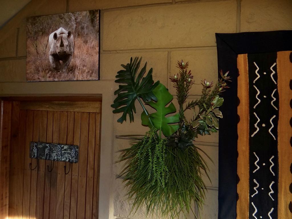 Ikweta Safari Camp Hotel Maua Exterior photo