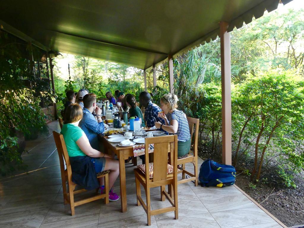 Ikweta Safari Camp Hotel Maua Exterior photo