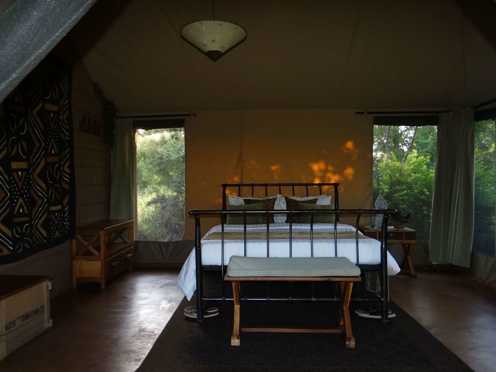 Ikweta Safari Camp Hotel Maua Exterior photo